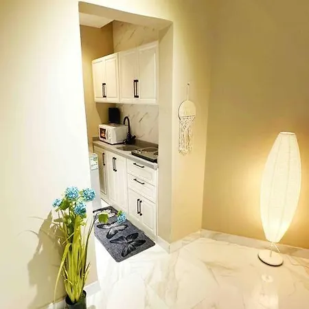 ستوديو أنيق وفاخر ، مدخل جانبي C1 Apartment Riyadh Exterior photo